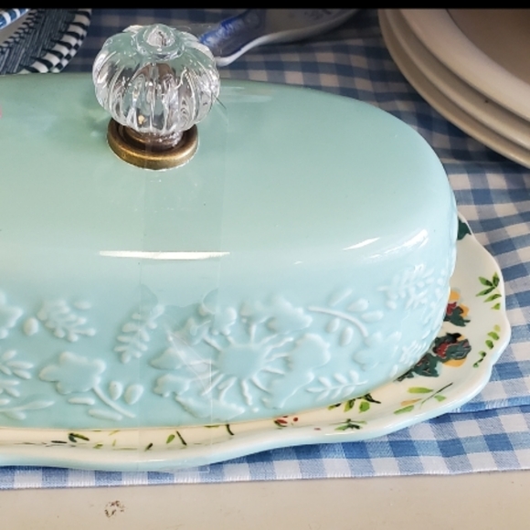 Pale blue turquoise floral stoneware butter dish by Pioneer Woman - Picture 2 of 2